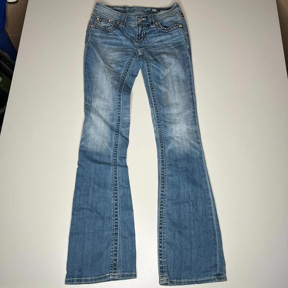 Miss Me Signature Bootcut Jeans Women’s (28x32) Medium Wash Flap Pockets y2k 00s - Picture 1 of 15